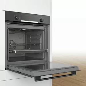 Электрический духовой шкаф Bosch Serie 4 HBA534EB0 Black