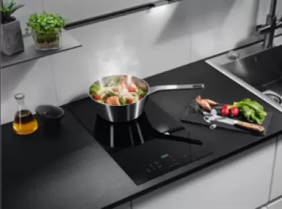 Индукционная варочная поверхность AEG IKB32300CB