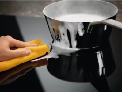 Индукционная варочная поверхность Electrolux CIV634