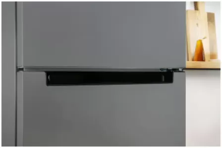 Холодильник с морозильником Indesit DS 3160 G