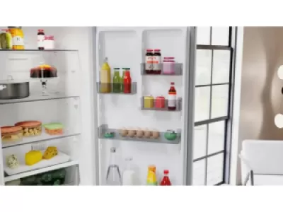 Холодильник Hotpoint HT 4200 AB Total No Frost мраморный