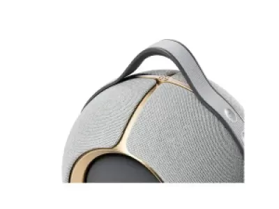 Беспроводная портативная колонка Devialet Mania Opera de Paris Беспроводная портативная колонка Devialet Mania Opera de Paris