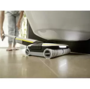 Пылесос Karcher FC 7 Premium Home Line 1.055-760.0