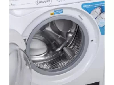 Стиральная машина Indesit IWSC 5105 Стиральная машина Indesit IWSC 5105