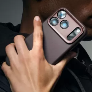 Чехол Decoded Leather Back Cover для iPhone 17 Pro (MagSafe) Chocolate Brown Чехол Decoded Leather Back Cover для iPhone 17 Pro (MagSafe) Chocolate Brown
