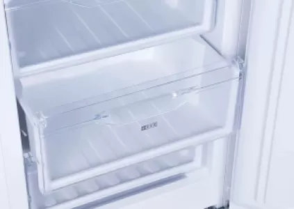 Холодильник двухкамерный Indesit DS 4160 W