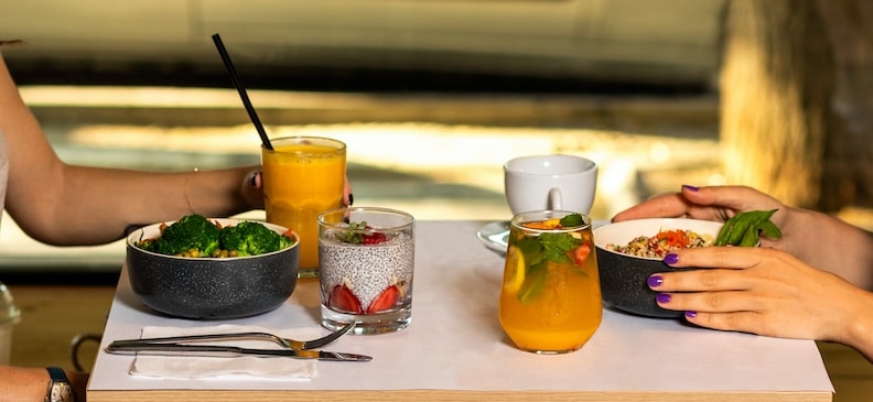 Куриные грудки: полезность и вред для здоровья, количество для взрослых и детей, применение и использование для похудения.