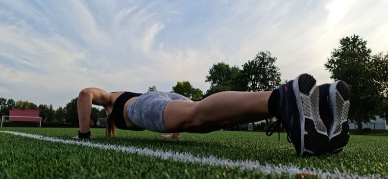 Упражнение планка, как правильно делать для максимального эффекта