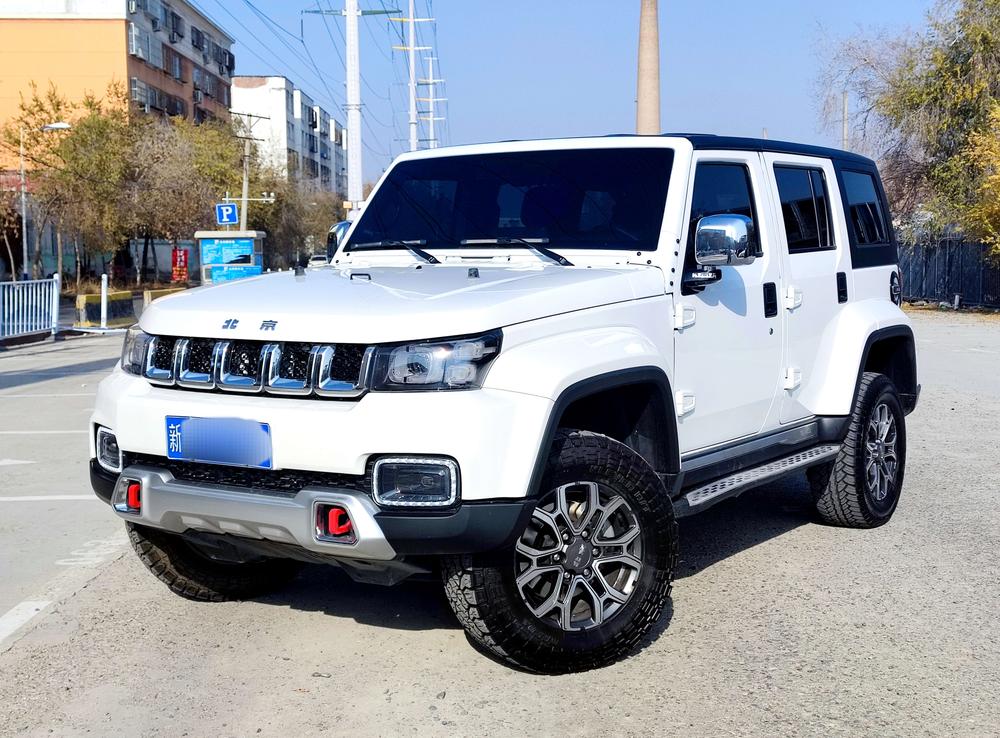 BAIC_Motor Beijing Off-Road BJ40 2024 2.0T Automatic Four-wheel Drive City Hunter Honor Edition