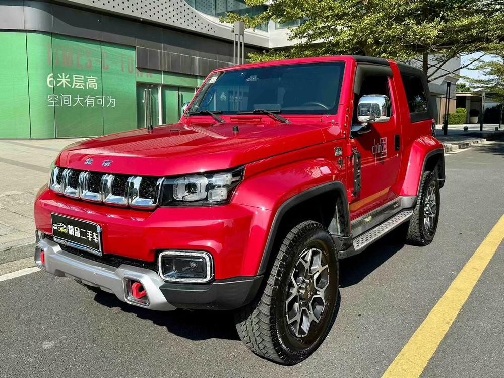 BAIC_Motor Beijing off-road BJ40 2020 2.0T automatic four-wheel drive pays tribute to the 2020 version of the knight model