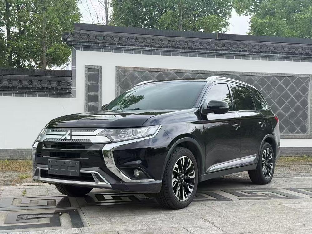 Mitsubishi Outlander 2019 2.0L 2WD Enjoyable Edition 5 seats National V