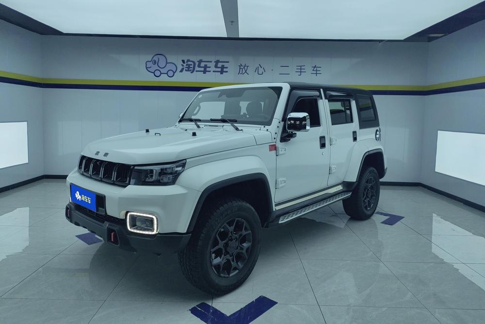 BAIC_Motor Beijing Off-Road BJ40 2023 2.0D Automatic Four-wheel Drive Blade Hero Edition Knight Type