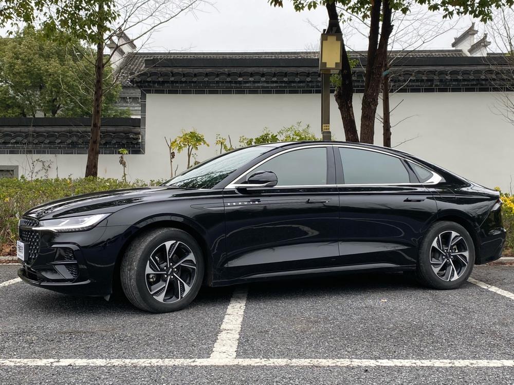Lincoln Lincoln Z 2022 iCool Premium Edition