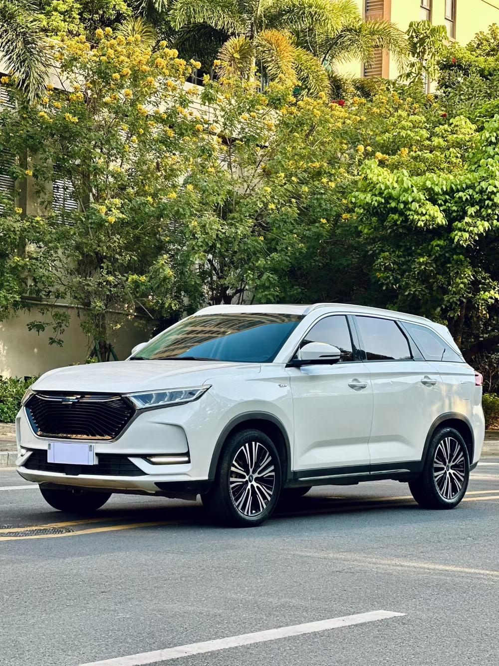 Changan Changan Auchan X7 2020 1.5T automatic premium model