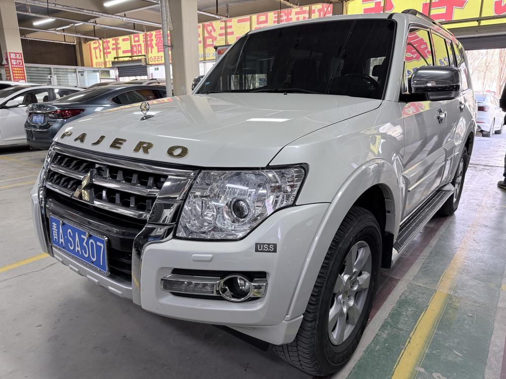 Mitsubishi Pajero (imported) 2020 3.0L automatic standard version