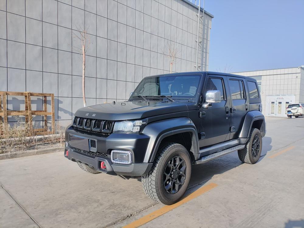 BAIC_Motor Beijing Off-Road BJ40 2024 2.0D Automatic Four-wheel Drive Blade Hero Glory Edition