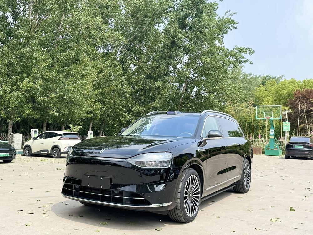 Cyrus_Automobiles Wenjie M9 2025 extended range Ultra six-seater version (192-line lidar)