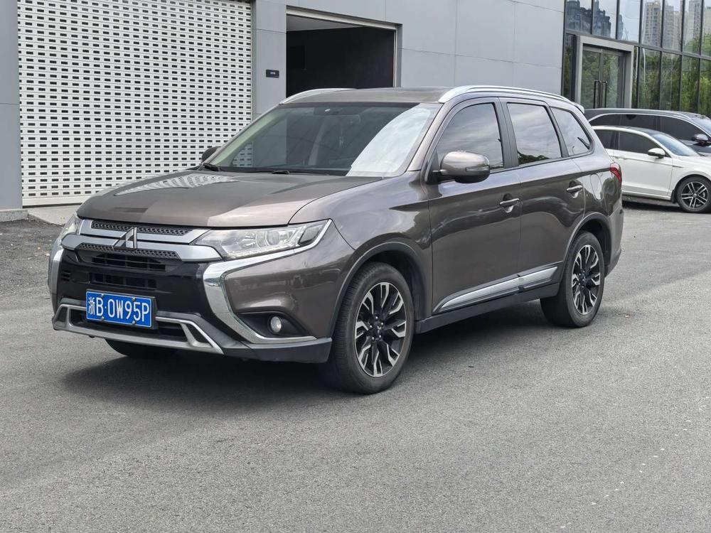 Mitsubishi Outlander 2019 2.0L 2WD Enjoy Edition, 5 seats, National VI