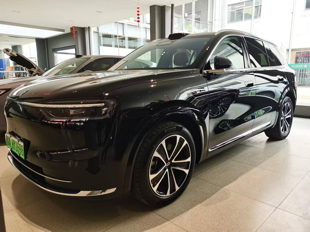 Cyrus_Automobiles Wenjie M7 2026 extended range Max five-seater four-wheel drive version (192-line lidar)
