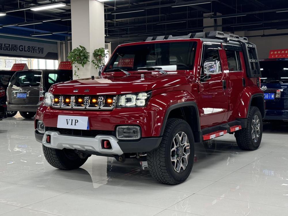 BAIC_Motor Beijing Off-Road BJ40 2018 PLUS 2.3T automatic four-wheel drive exclusive version