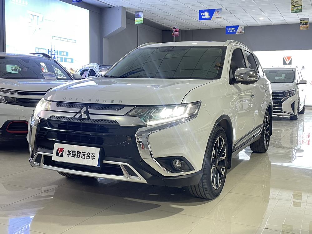 Mitsubishi Outlander 2020 2.4L four-wheel drive exclusive version 7 seats