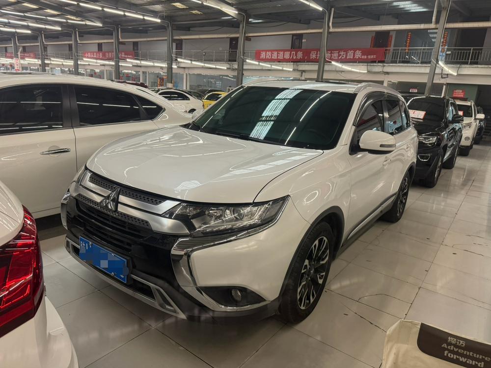 Mitsubishi Outlander 2021 2.0L 2WD Smooth Edition 5 seats