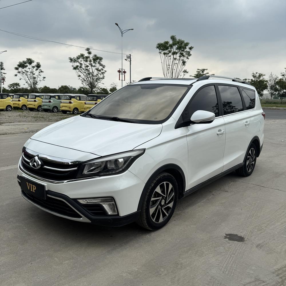 Changan Changan Auchan A800 2017 1.6L manual smart model