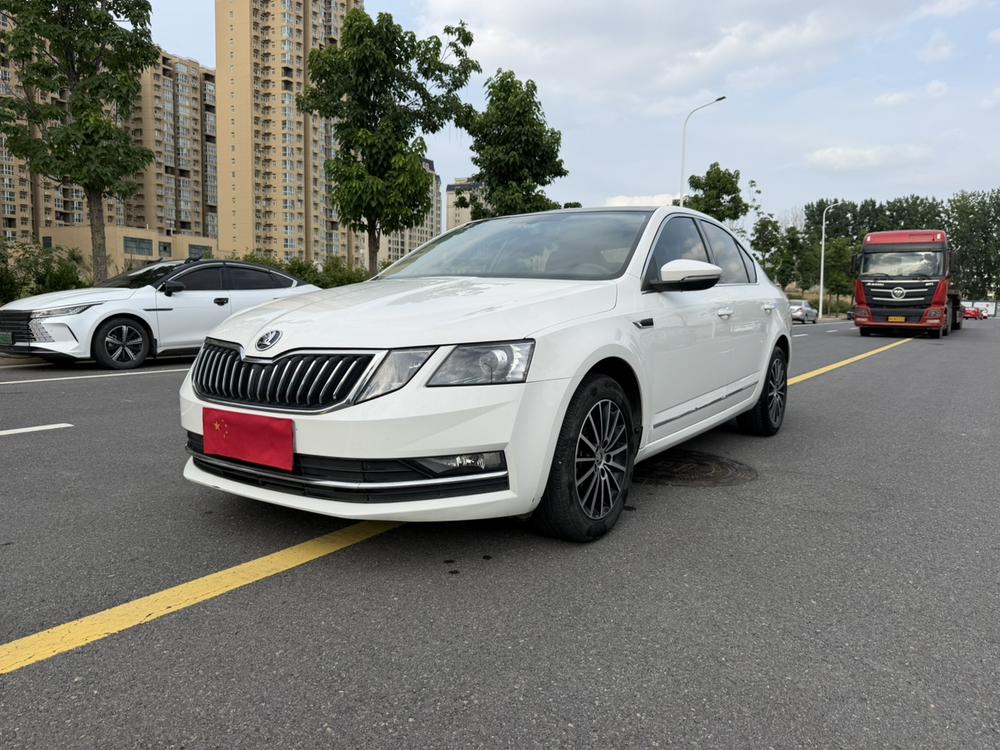 Skoda Octavia 2019 1.5L Automobile Deluxe Edition National VI