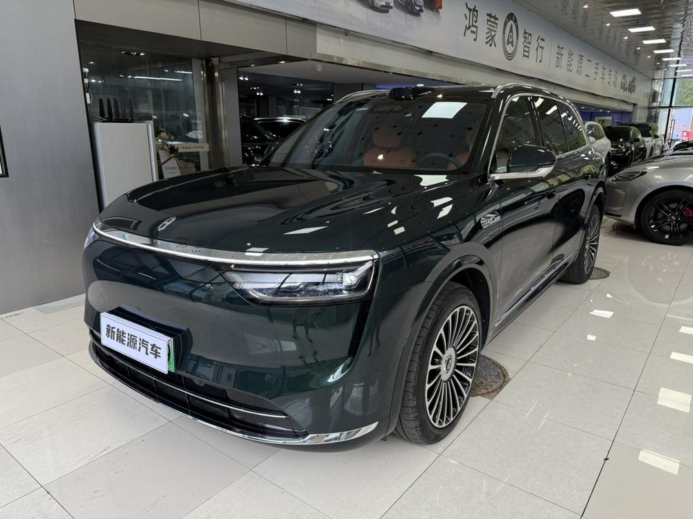 Cyrus_Automobiles Wenjie M8 2025 extended range Ultra six-seat four-wheel drive version (192-line lidar)