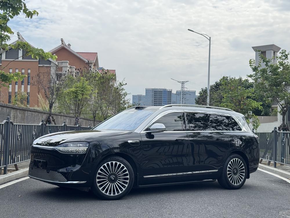 Cyrus_Automobiles Wenjie M9 2024 extended range Ultra six-seat version