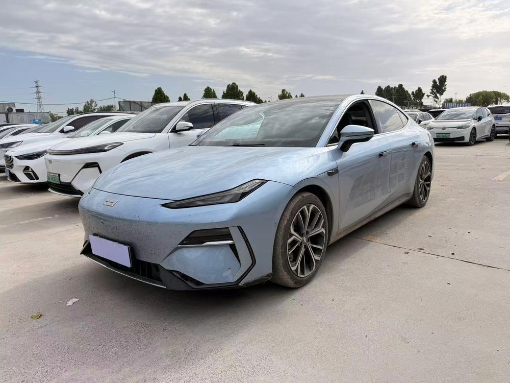 Geely Galaxy E8 2025 700km Yuanhang Intelligent Driving Edition