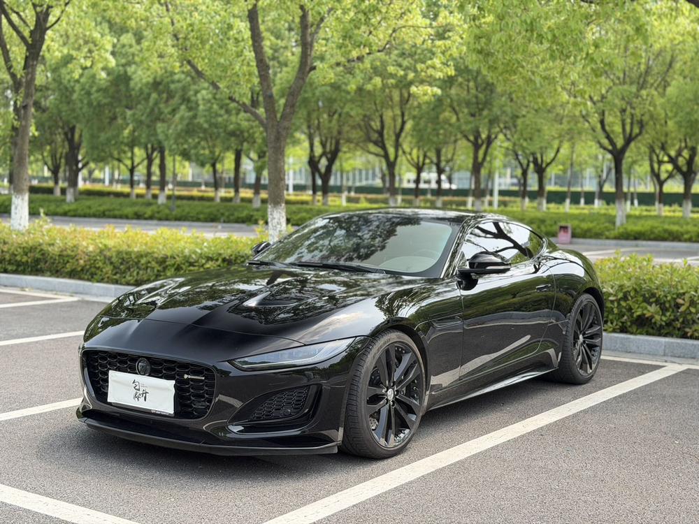 Jaguar Jaguar F-TYPE 2022 P300 hardtop version R-DYNAMIC BLACK