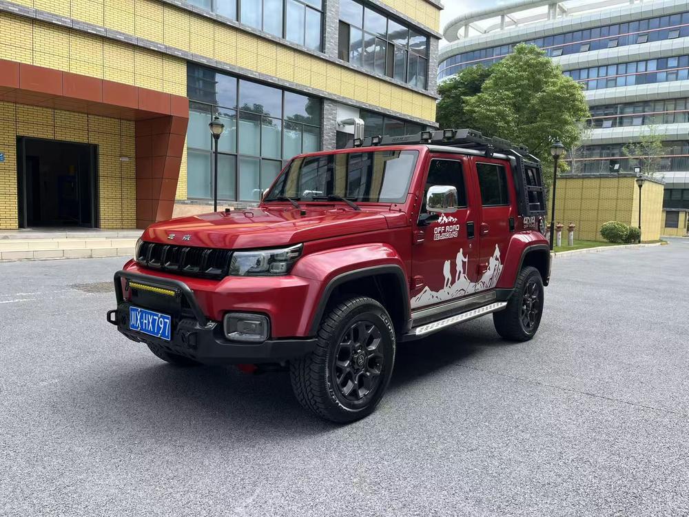BAIC_Motor Beijing Off-Road BJ40 2023 2.0D Automatic Four-wheel Drive Blade Hero Edition Knight Type