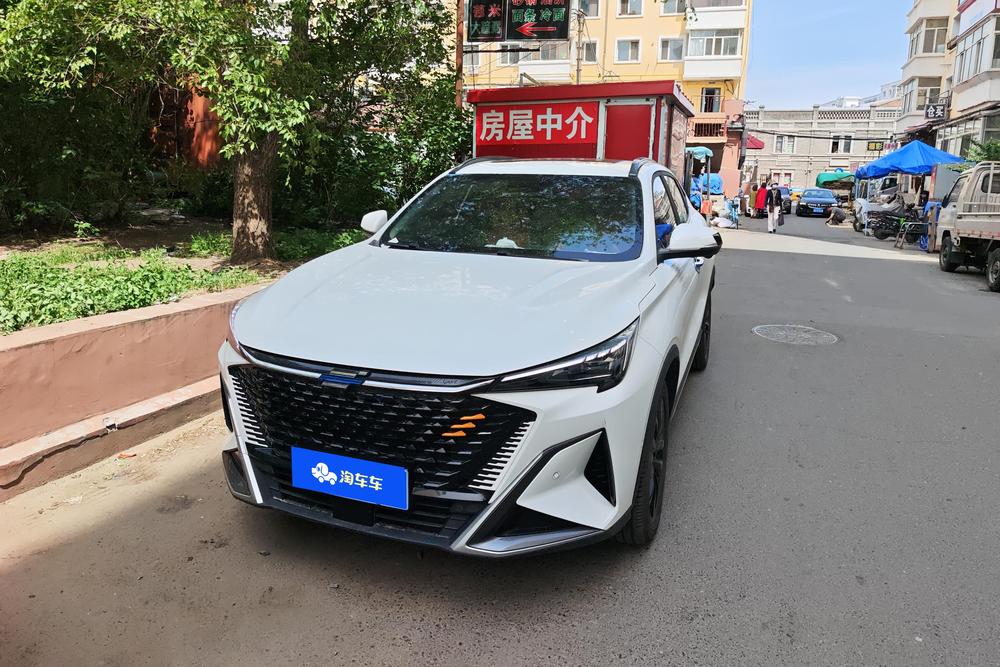Changan Changan Auchan X5 PLUS 2023 1.5T DCT Zhiqu AI Edition