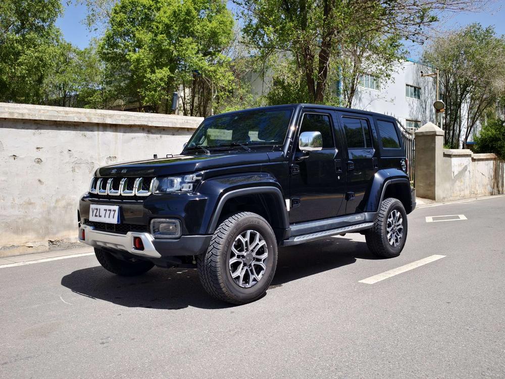 BAIC_Motor Beijing Off-Road BJ40 2024 2.0T Automatic Four-wheel Drive City Hunter Honor Edition