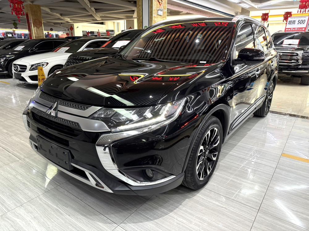 Mitsubishi Outlander 2021 2.4L four-wheel drive exclusive version, 5 seats