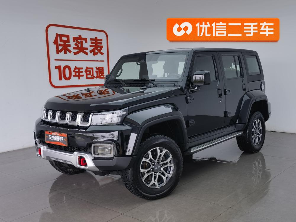 BAIC_Motor Beijing off-road BJ40 2023 2.0T automatic four-wheel drive city hunter version knight type