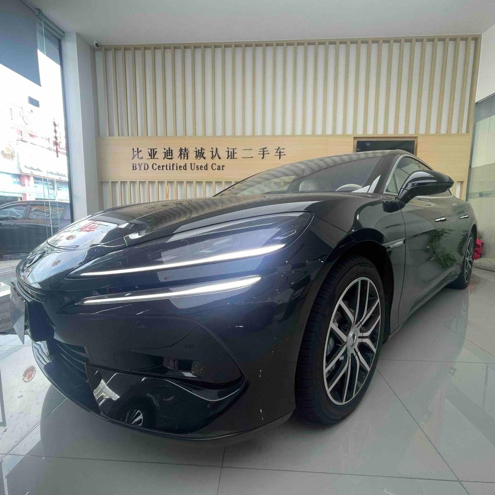 Denza_Motors Denza Z9 DM 2024 1100 four-wheel drive Max version