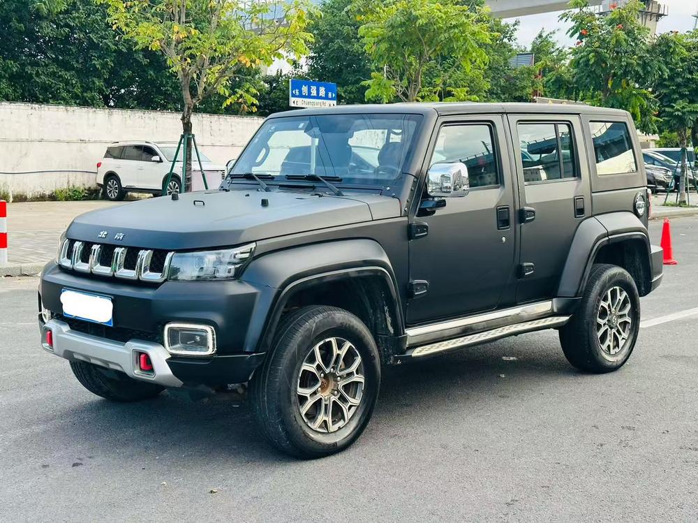 BAIC_Motor Beijing Off-Road BJ40 2019 PLUS 2.3T Automatic Four-wheel Drive Exclusive Edition National VI