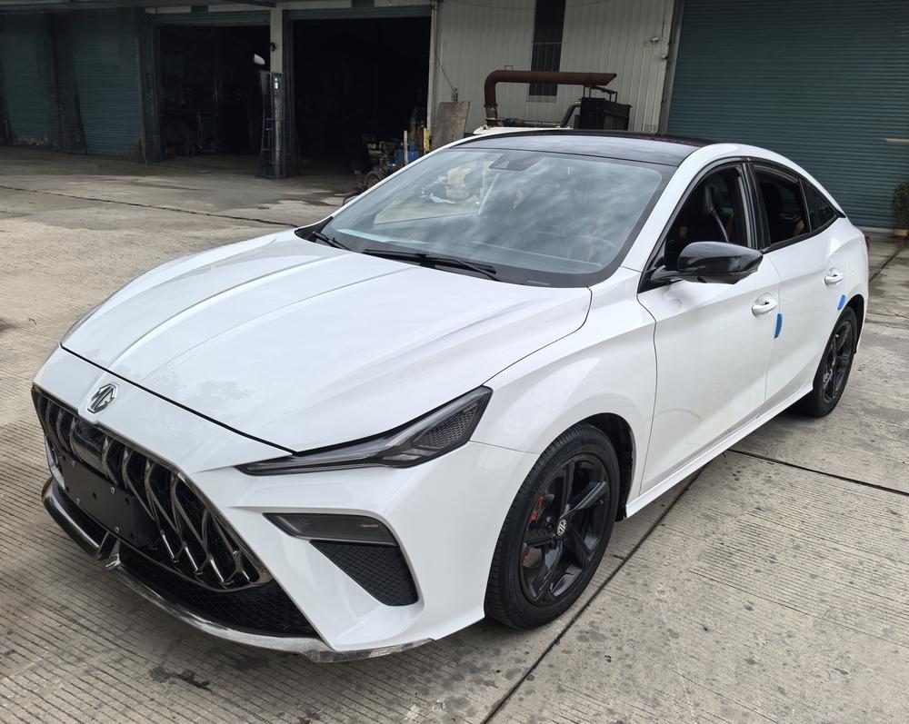 SAIC MG5 Scorpio 2022 1.5T Trophy sports flagship version
