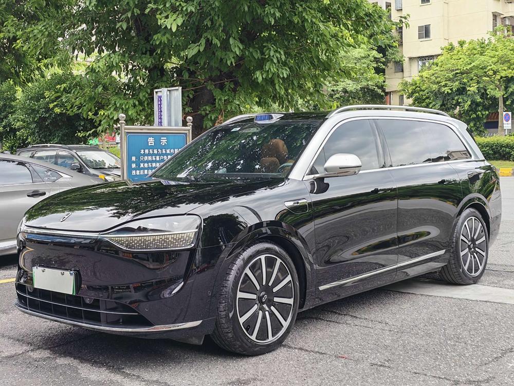 Cyrus_Automobiles Wenjie M9 2024 extended range Max six-seat version