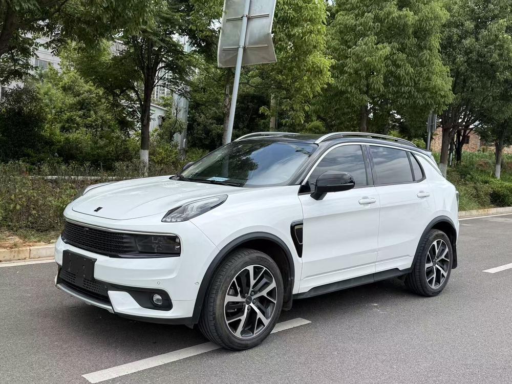 Lynk_&_Co Lynk & Co 01 2019 2.0T 4WD Pro version National VI