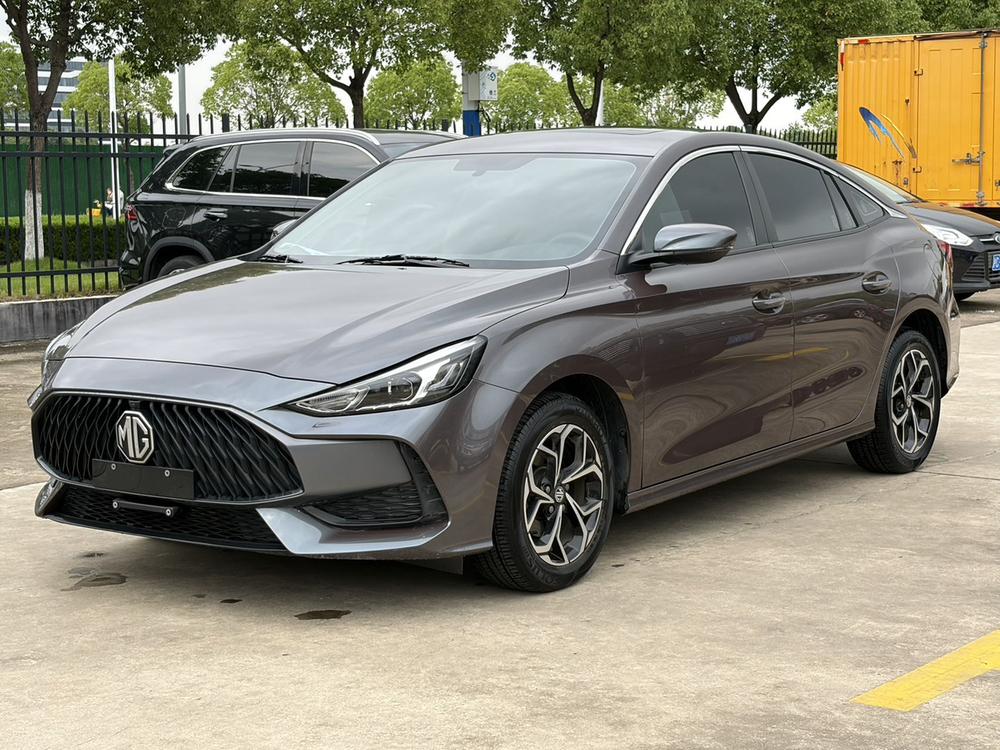 SAIC MG5 2022 180DVVT CVT Youth Deluxe Edition