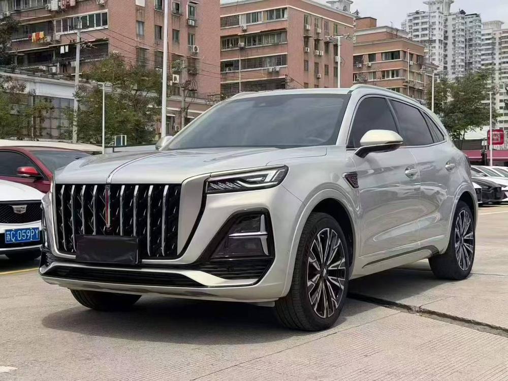FAW_Hongqi Hongqi HS5 2023 2.0T four-wheel drive flag collar Pro version