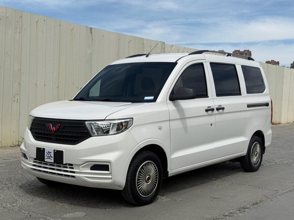 Wuling Wuling Hongguang V 2022 1.5L Enjoy Edition Electric Power Assist