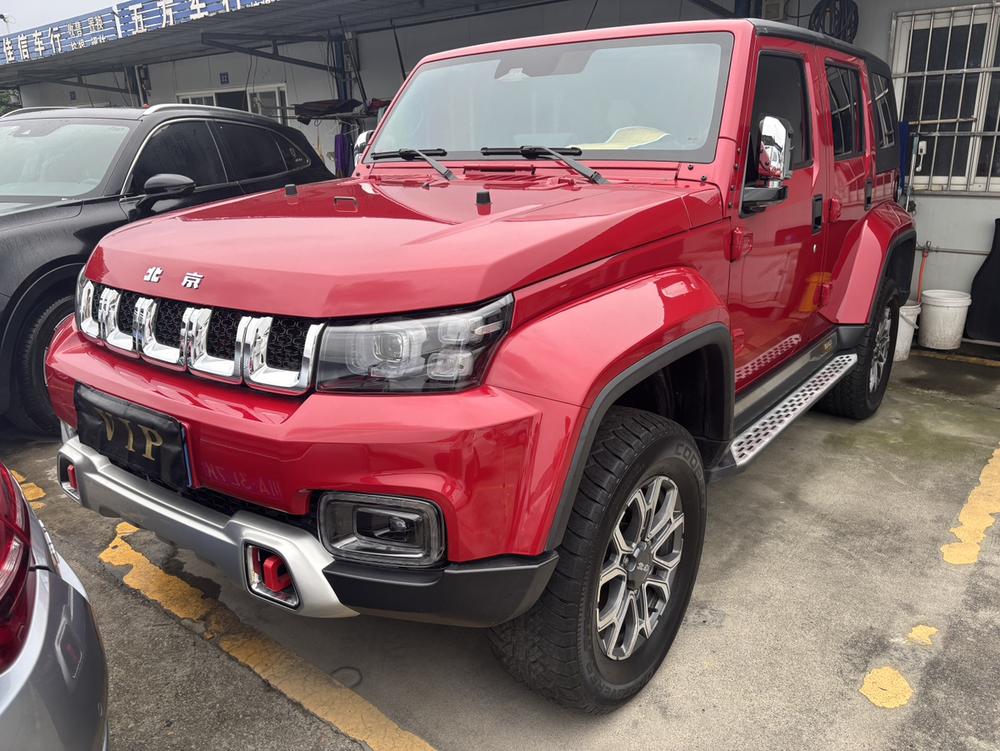 BAIC_Motor Beijing off-road BJ40 2022 2.0T automatic four-wheel drive ring tower championship version