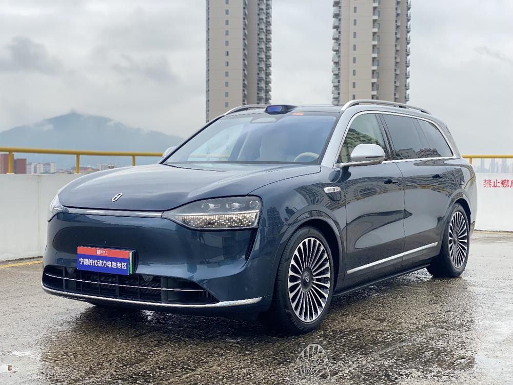 Cyrus_Automobiles Wenjie M9 2025 extended range Ultra six-seater version (192-line lidar)