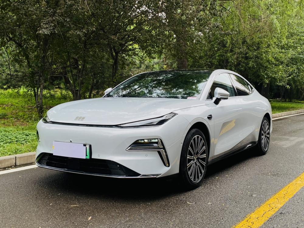Geely Galaxy Star 8 PHEV 2025 model 130km EM-i flagship version