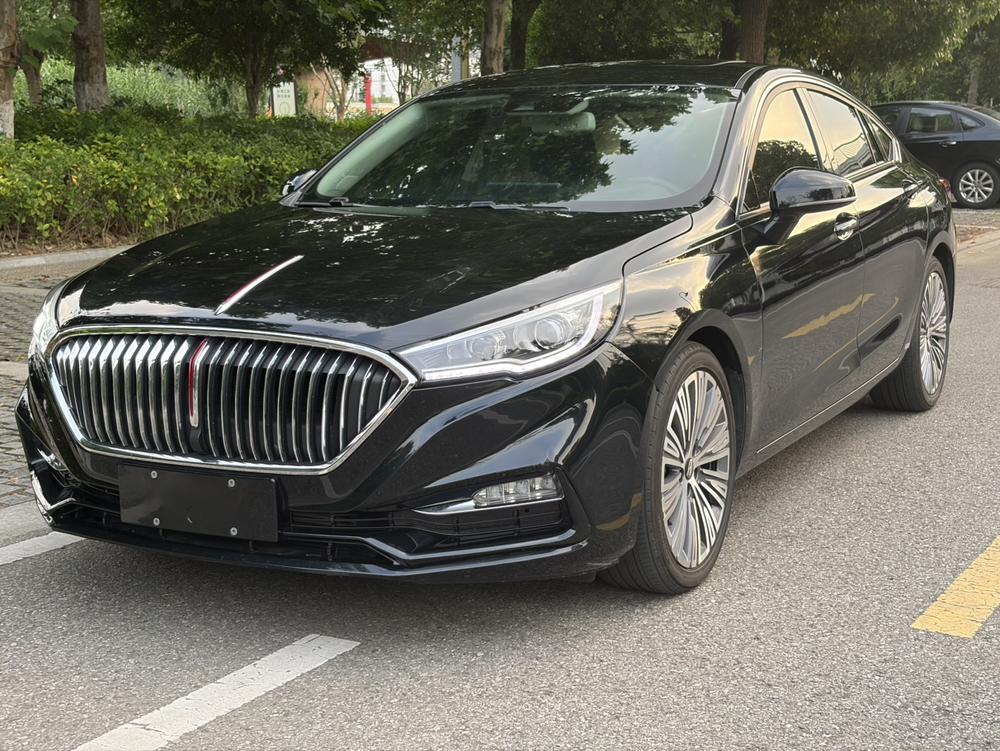 FAW_Hongqi Hongqi H5 Classic 2022 1.8T Automatic Intelligent Connected Flag Rhyme Edition