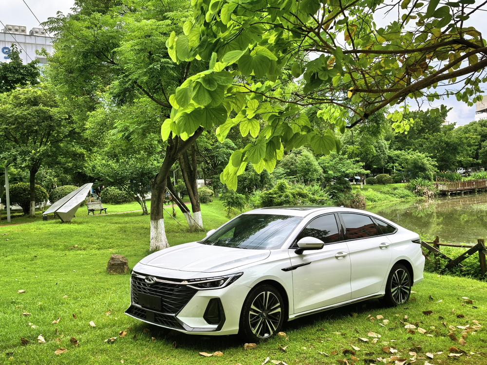 Chery_Automobile Arrizo 8 2023 High Energy Edition 2.0T DCT Royal